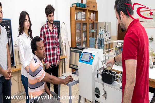 تحصیل مهندسی شیمی در ترکیه شامل دروس مختلف